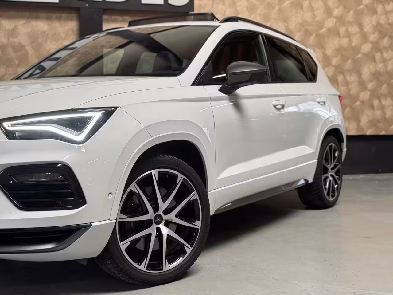 Cupra Ateca 2.0 TSI 4DRIVE 300 PK | Facelift | Pano | Keyless | Trekhaak | 360 camera