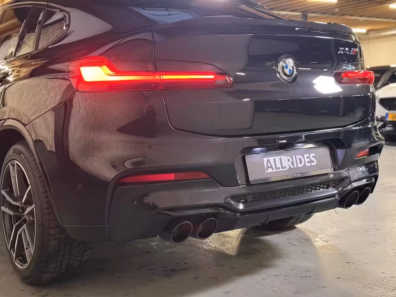 BMW X4 M | Pano | Memory | Keyless | sfeerverlichting | Dealeronderhouden