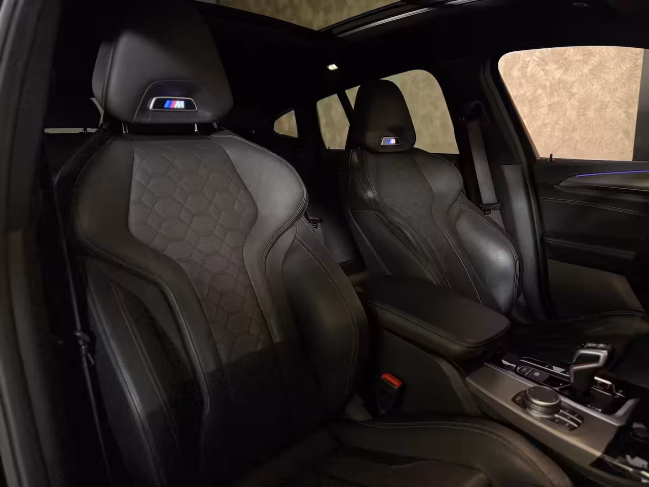 BMW X4 M | Pano | Memory | Keyless | sfeerverlichting | Dealeronderhouden