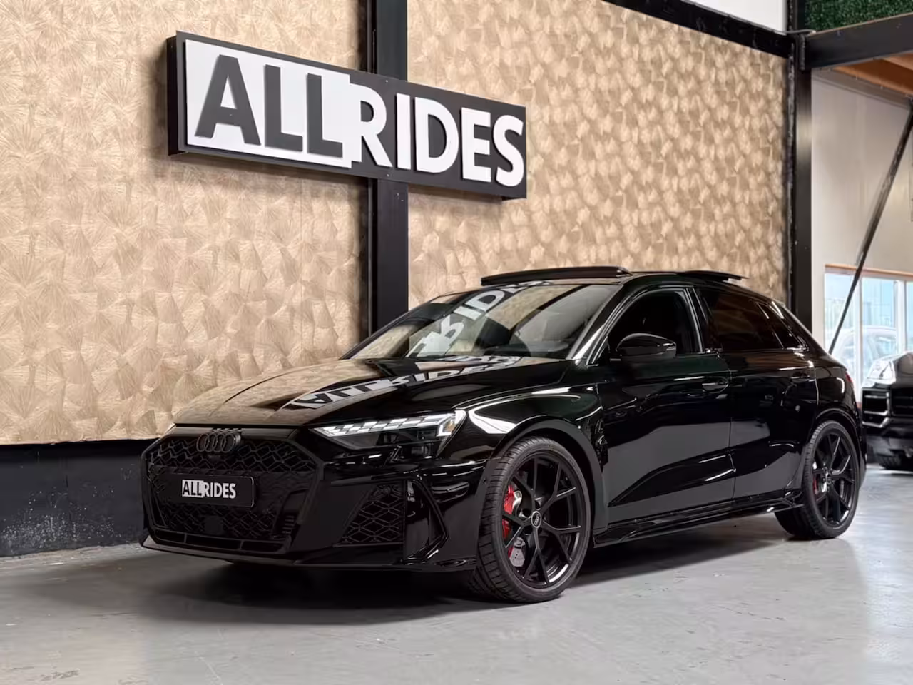 Audi RS3 Sportback 2.5 TFSI RS 3 quattro | Pano | carbon | Kuipstoelen | ACC | Keyless | Sfeerverli