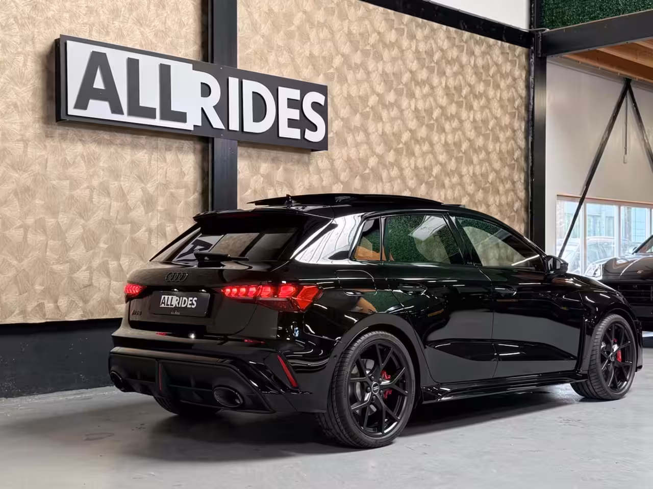 Audi RS3 Sportback 2.5 TFSI RS 3 quattro | Pano | carbon | Kuipstoelen | ACC | Keyless | Sfeerverli