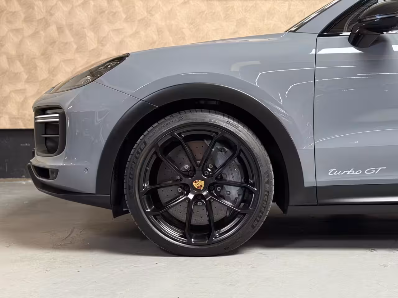 Porsche Cayenne Coupé 4.0 Turbo GT Sport Chrono 640 PK | Keramisch | Carbon | HUD |360 Camera | Softclose