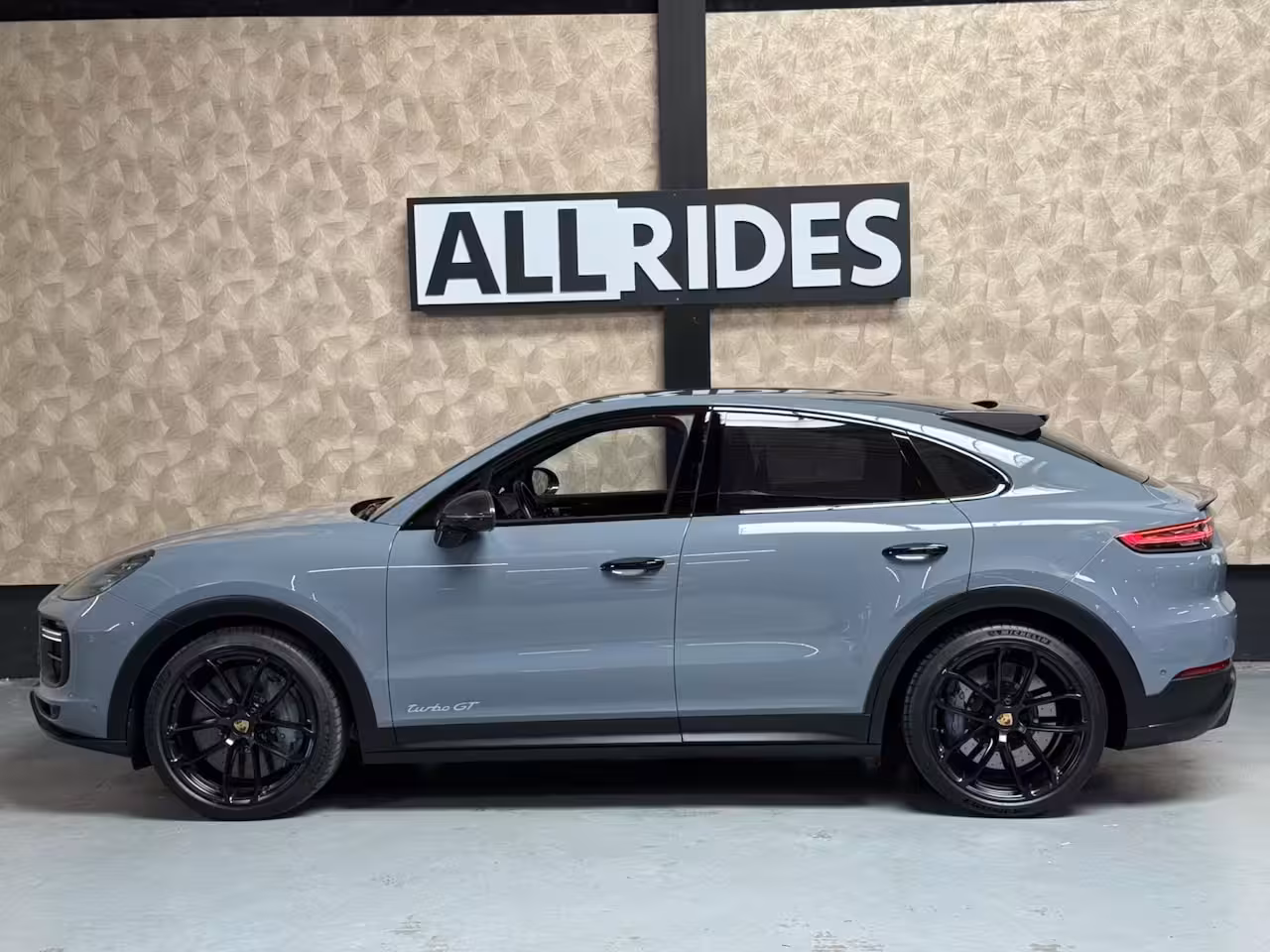 Porsche Cayenne Coupé 4.0 Turbo GT Sport Chrono 640 PK | Keramisch | Carbon | HUD |360 Camera | Softclose