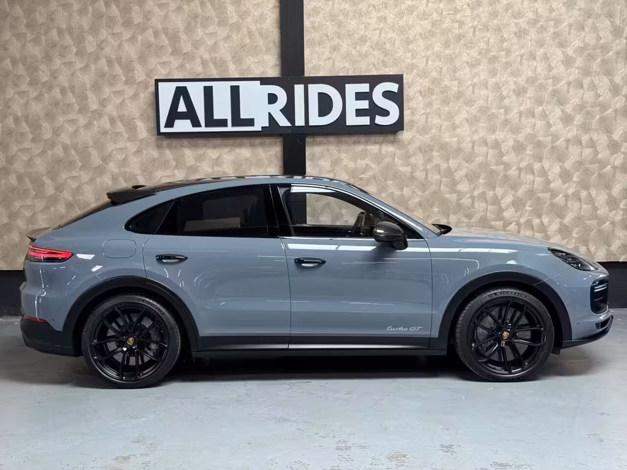 Porsche Cayenne Coupé 4.0 Turbo GT Sport Chrono 640 PK | Keramisch | Carbon | HUD |360 Camera | Softclose