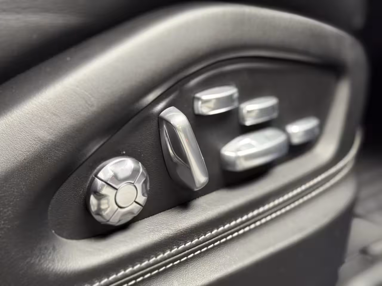 Porsche Cayenne Coupé 4.0 Turbo GT Sport Chrono 640 PK | Keramisch | Carbon | HUD |360 Camera | Softclose
