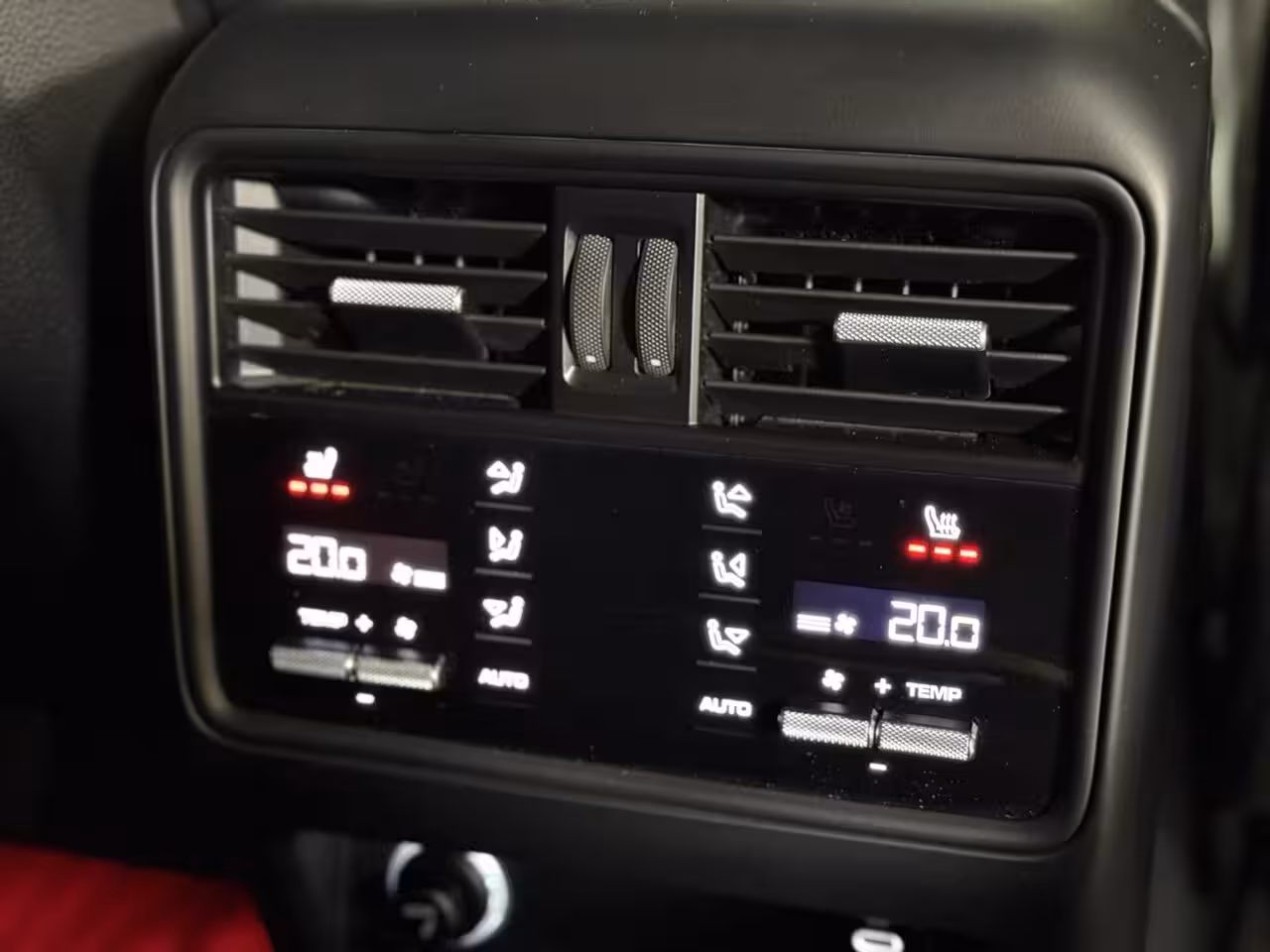 Porsche Cayenne Coupé 4.0 Turbo GT Sport Chrono 640 PK | Keramisch | Carbon | HUD |360 Camera | Softclose