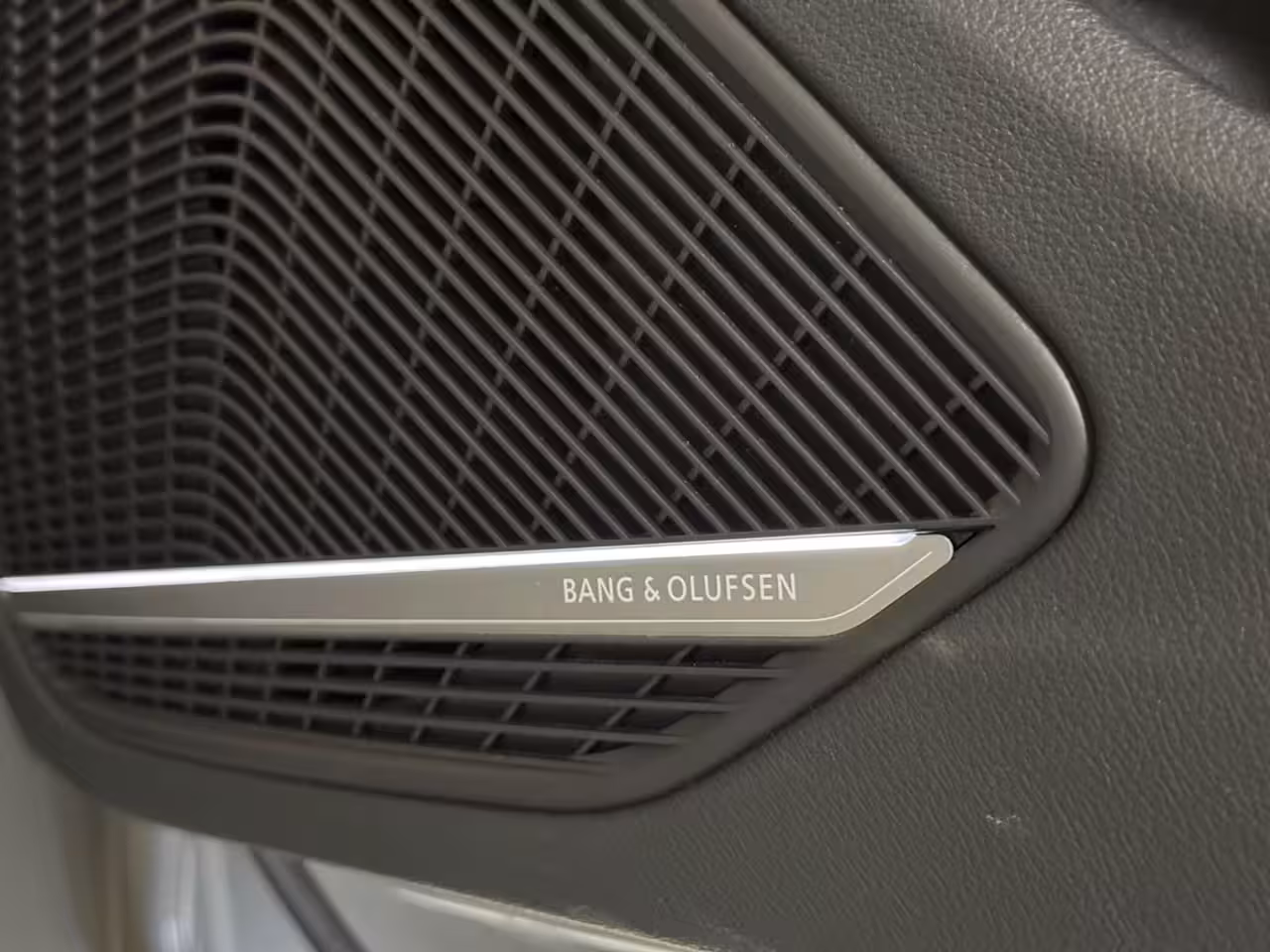 Audi RS5 Coupé 2.9 TFSI RS 5 quattro | BTW | Nardo | Pano | HUD | B&O | Massage stoelen