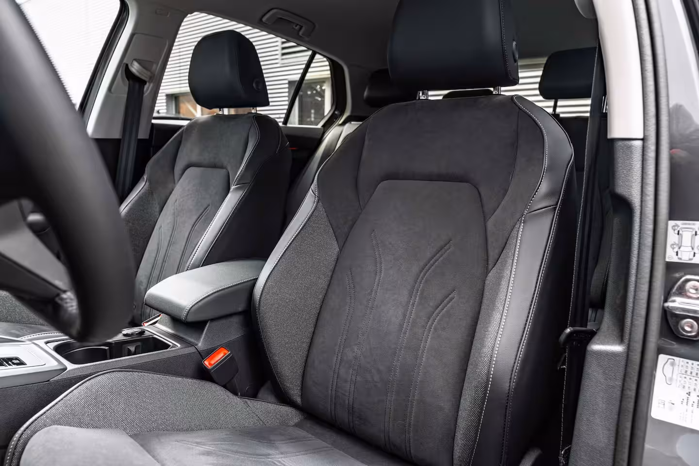 Volkswagen Golf 1.5 eHybrid Life Edition