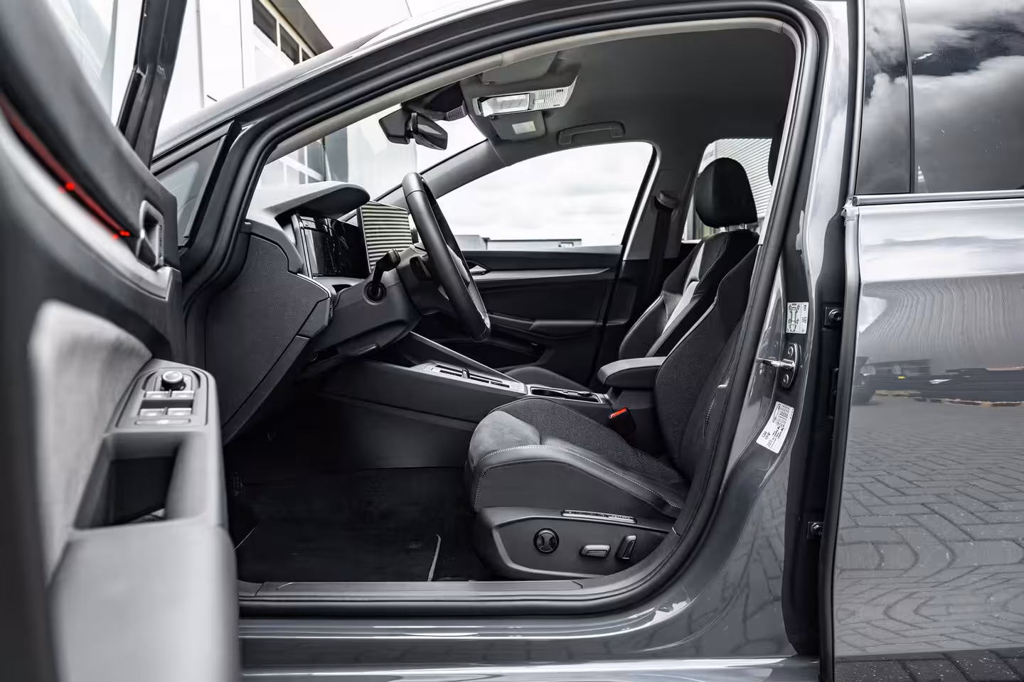 Volkswagen Golf 1.5 eHybrid Life Edition