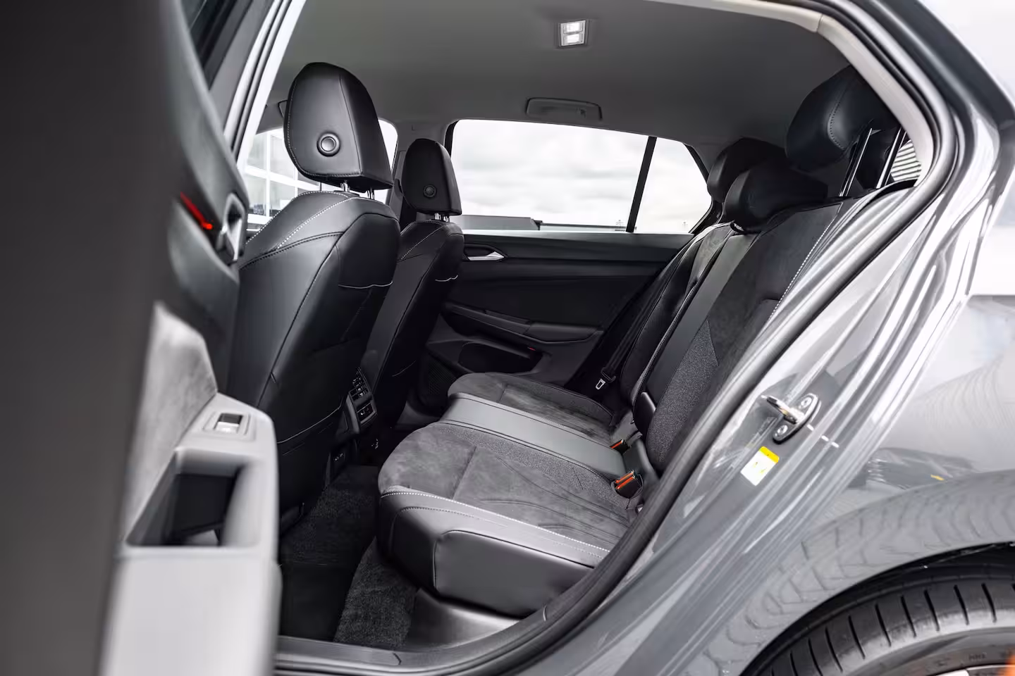 Volkswagen Golf 1.5 eHybrid Life Edition
