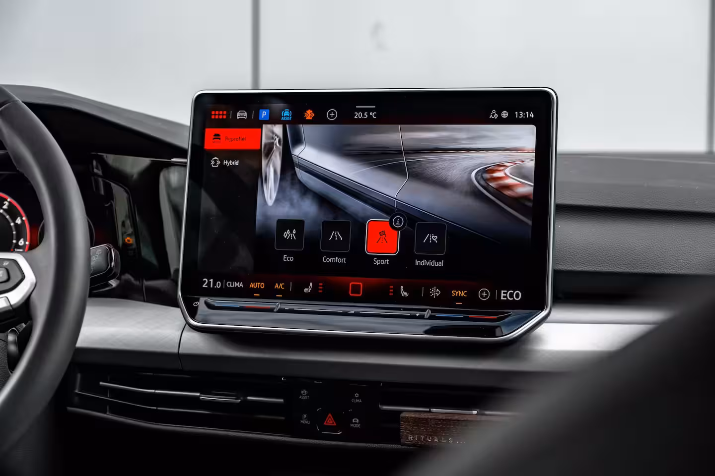 Volkswagen Golf 1.5 eHybrid Life Edition
