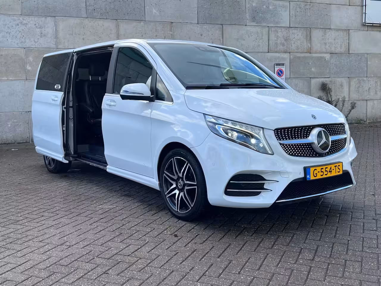 Mercedes-Benz V-klasse 300d Extra Lang Avantgarde Edition
