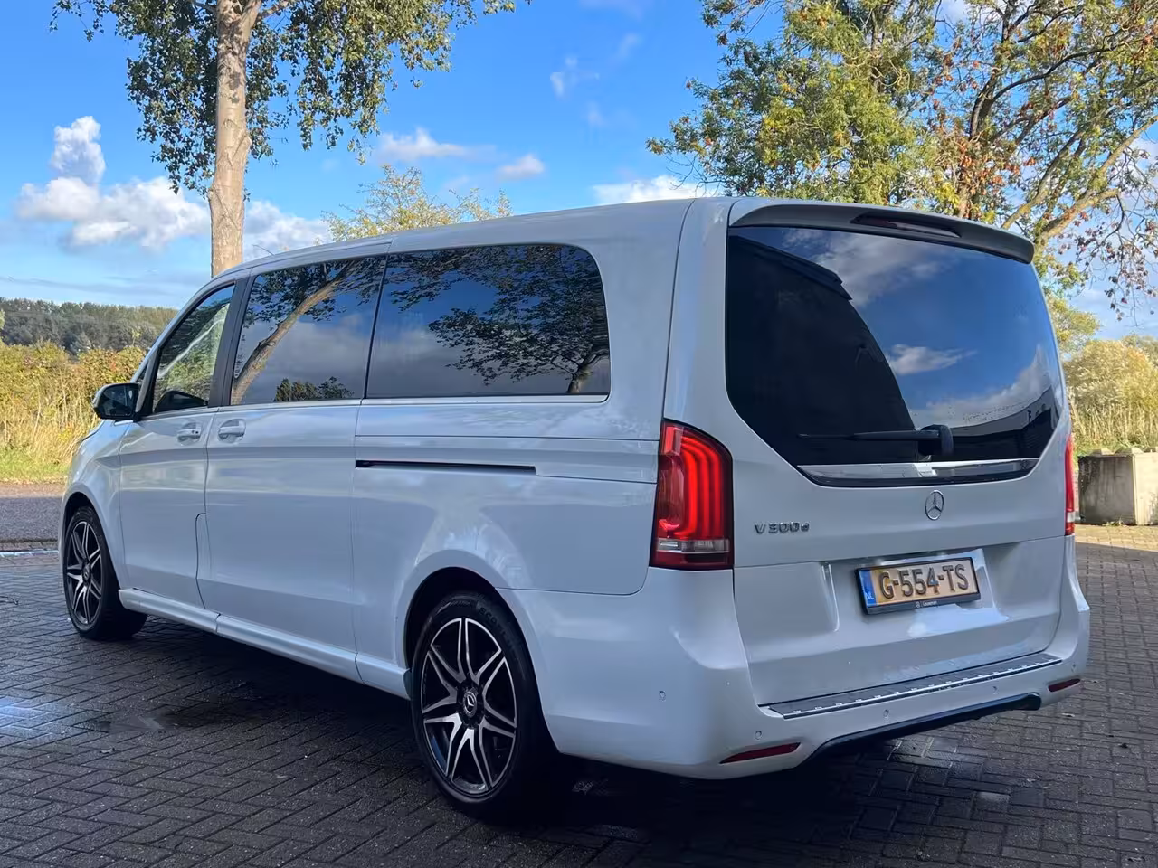 Mercedes-Benz V-klasse 300d Extra Lang Avantgarde Edition