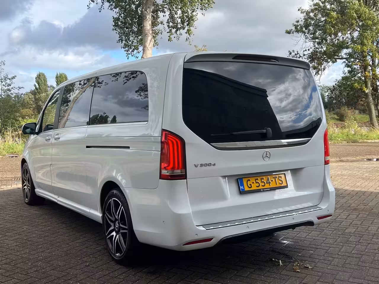 Mercedes-Benz V-klasse 300d Extra Lang Avantgarde Edition