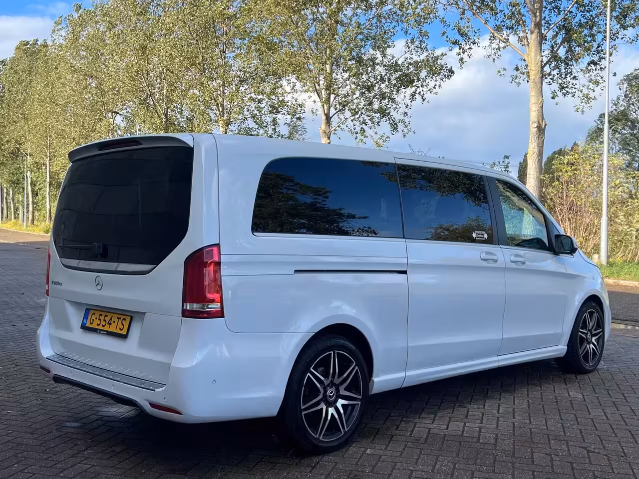 Mercedes-Benz V-klasse 300d Extra Lang Avantgarde Edition
