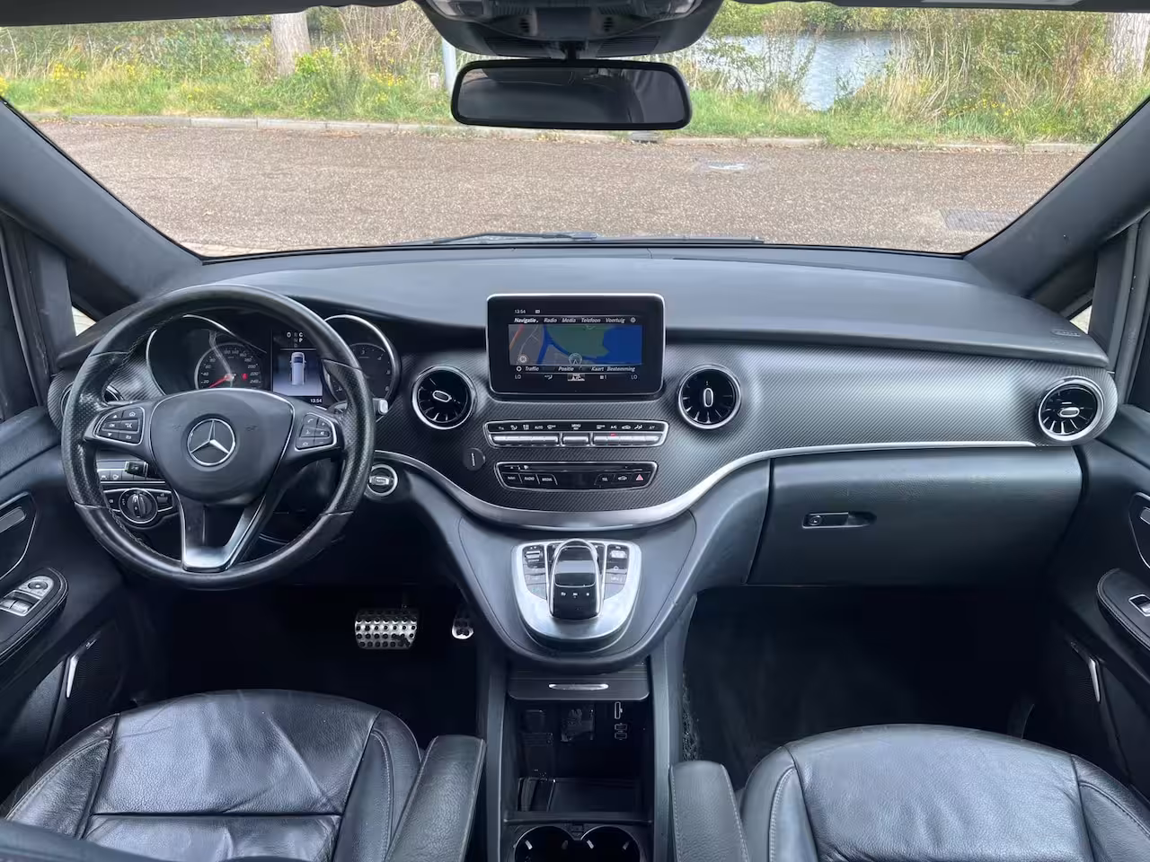 Mercedes-Benz V-klasse 300d Extra Lang Avantgarde Edition