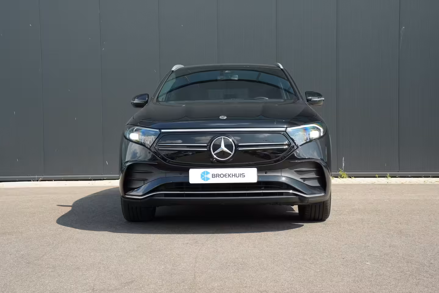 Mercedes-Benz EQA 250 AMG Line 190PK | SOH: 98, 95% | AMG Styling | Achteruitrijcamera | Cruise | Carplay |