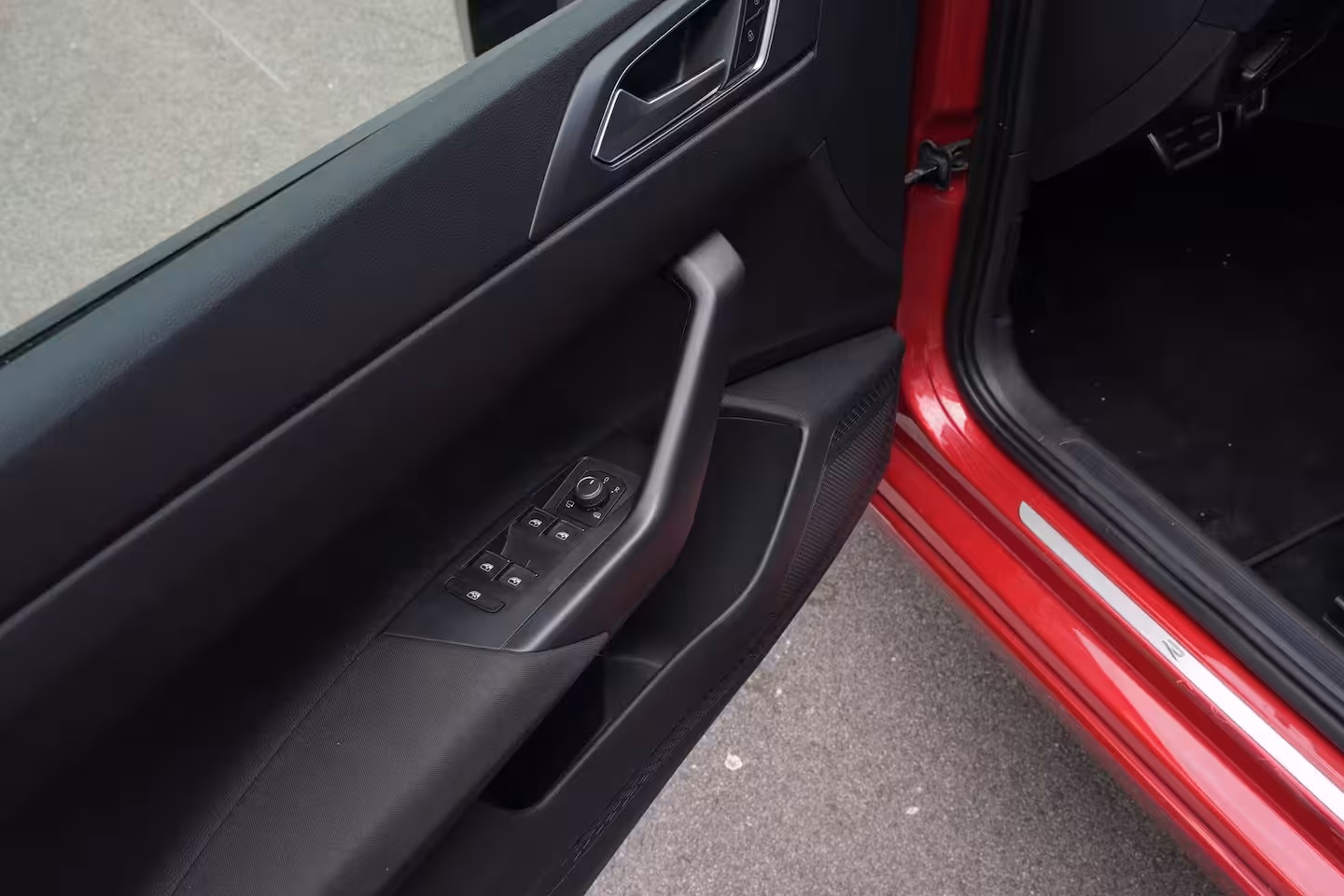 Volkswagen Taigo 1.0 TSI R-Line Business DSG | Camera | Carplay | IQ.Light | Adaptive Cruise