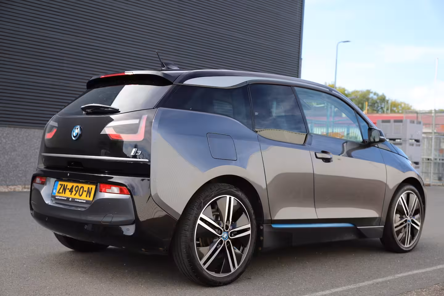 BMW i3 Executive 120Ah 42 kWh/Sunroof/Adaptive/Carplay/Leder/W-pomp//20"