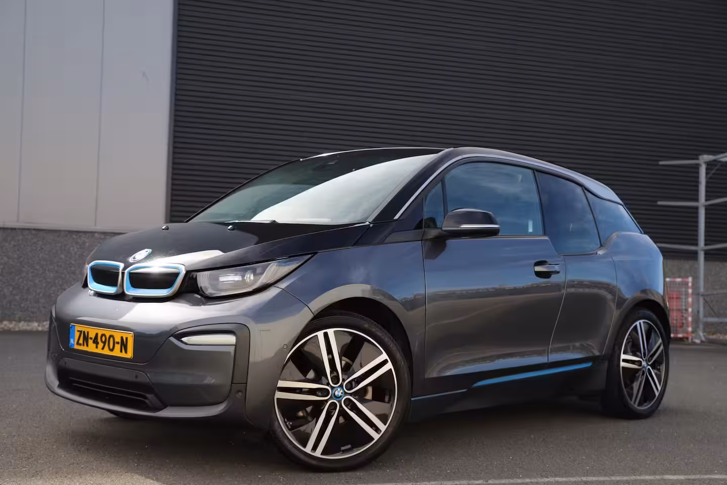 BMW i3 Executive 120Ah 42 kWh/Sunroof/Adaptive/Carplay/Leder/W-pomp//20"