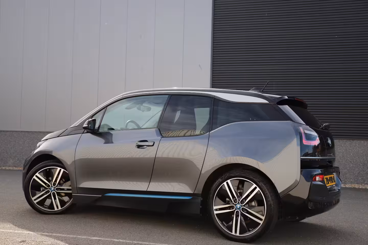 BMW i3 Executive 120Ah 42 kWh/Sunroof/Adaptive/Carplay/Leder/W-pomp//20"