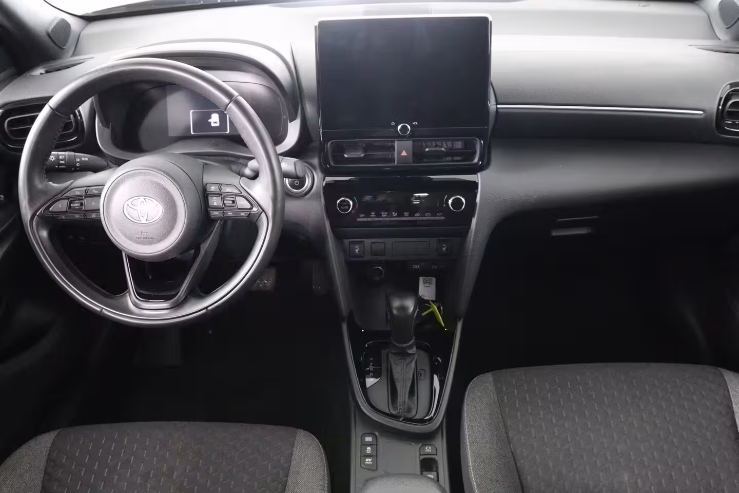 Toyota Yaris Cross 1.5 Hybrid 115 Dynamic | 1e Eigenaar | LED | Stoel/Stuurverwarming | Clima | Camera | Crui