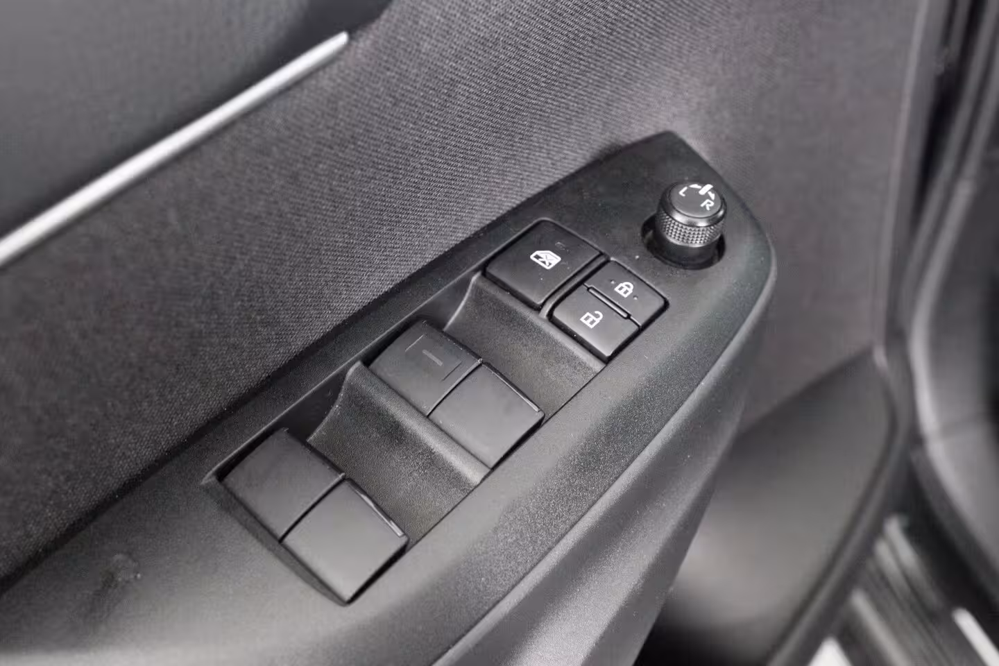 Toyota Yaris Cross 1.5 Hybrid 115 Dynamic | 1e Eigenaar | LED | Stoel/Stuurverwarming | Clima | Camera | Crui