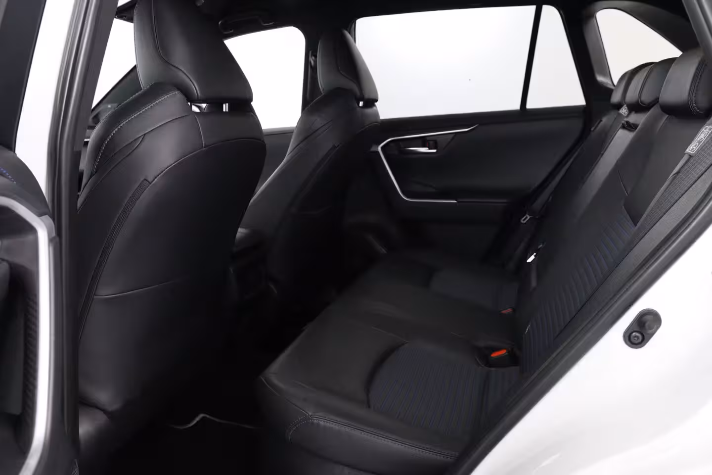 Toyota RAV4 2.5 Hybrid Style BI-Tone | 1e Eigenaar | JBL | LED | Half Leder | Stoel/Stuur Verwarming |