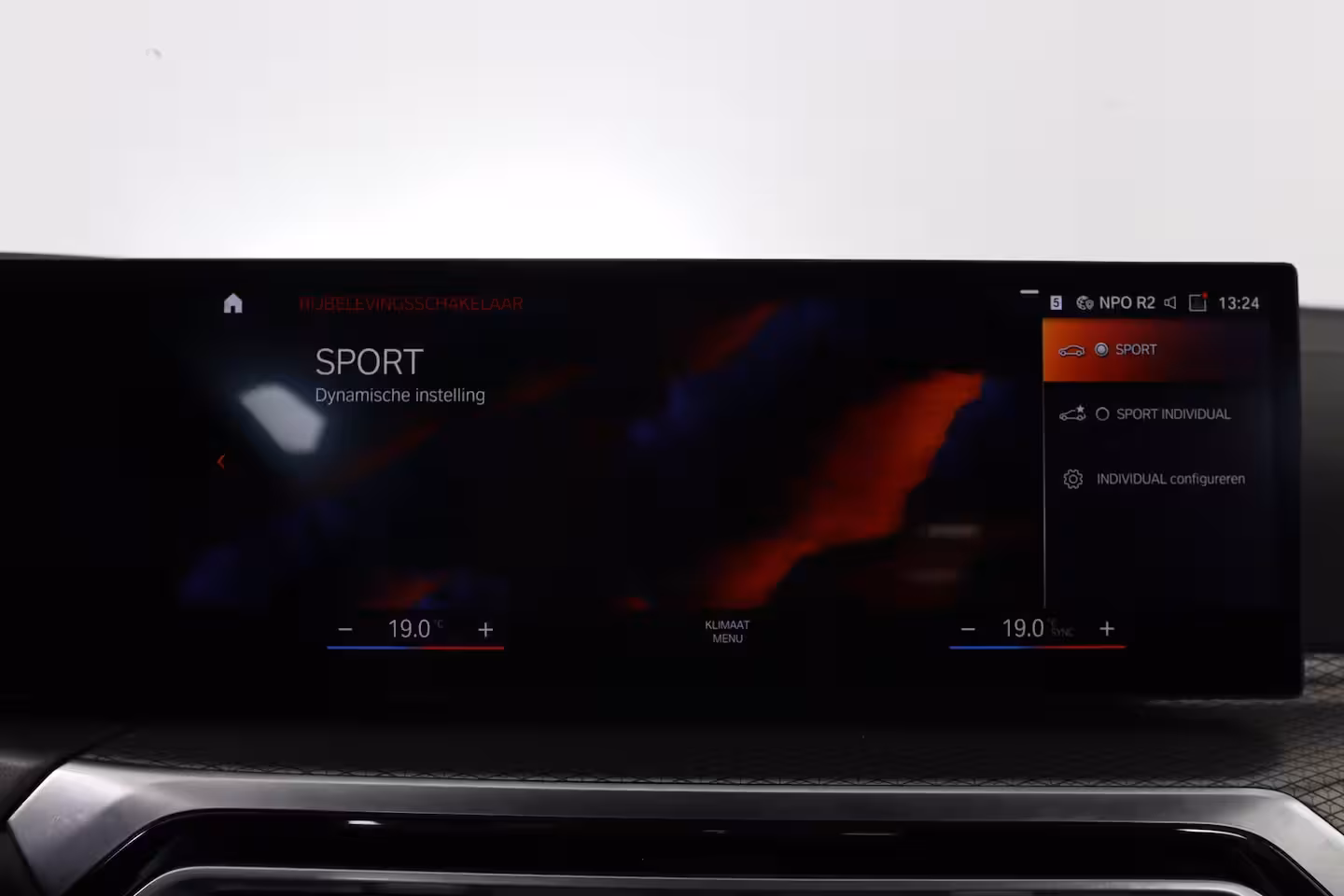 BMW i4 eDrive40 84 kWh M-Sport | SOH 94% | Trekhaak | Sfeerverlichting | LED | Sportstoelen | Cam