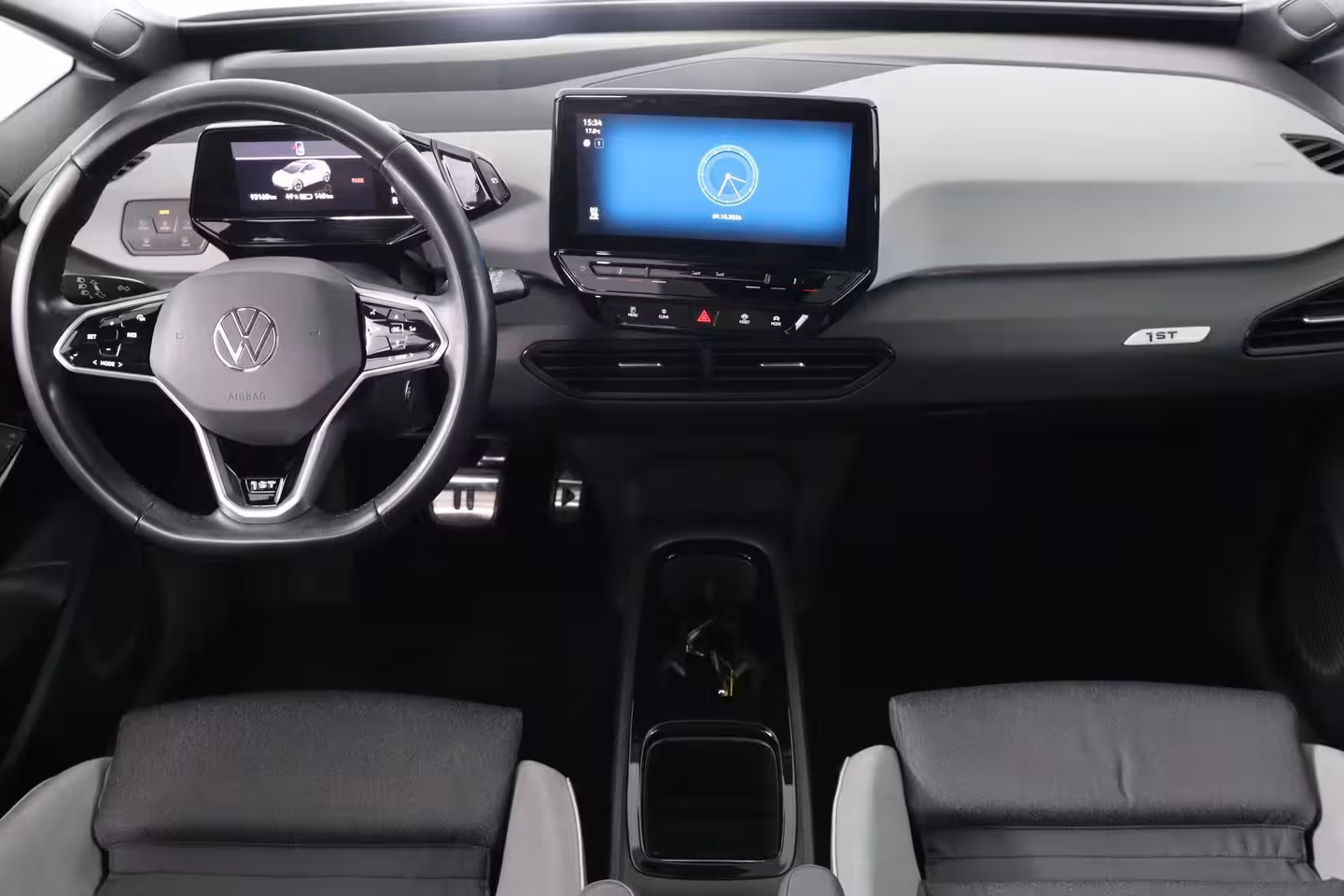 Volkswagen ID.3 First Plus 58 kWh | Cruise Control Adaptief | Panoramadak | Stoel-/stuurverwarming | Camer