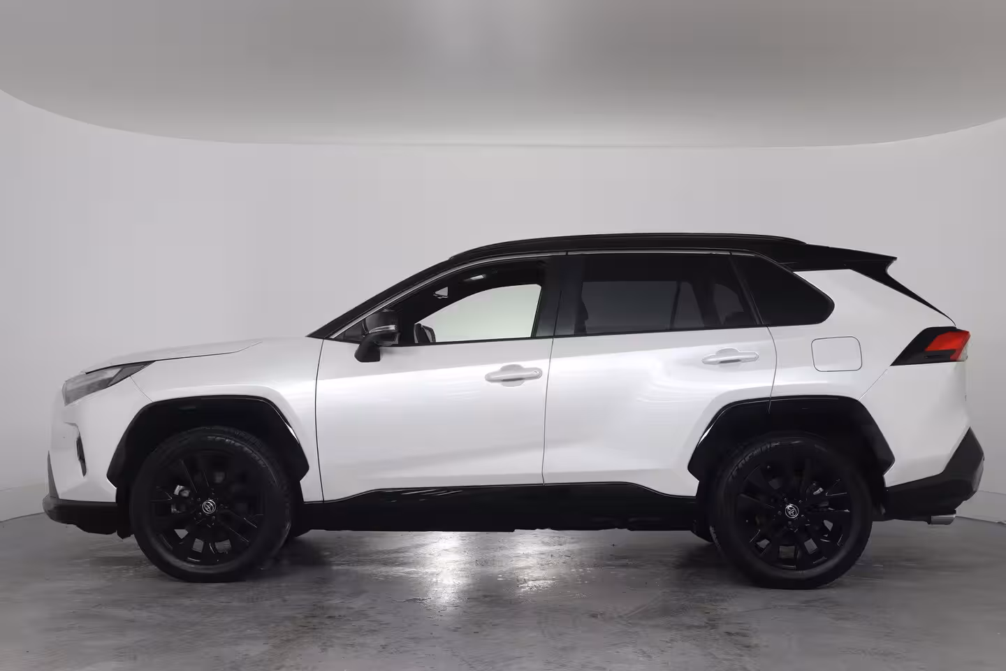 Toyota RAV4 2.5 Hybrid Style Bi-Tone | 360 Camera | Adaptive Cruise | JBL Audio | Elektr Stoel | Stoel