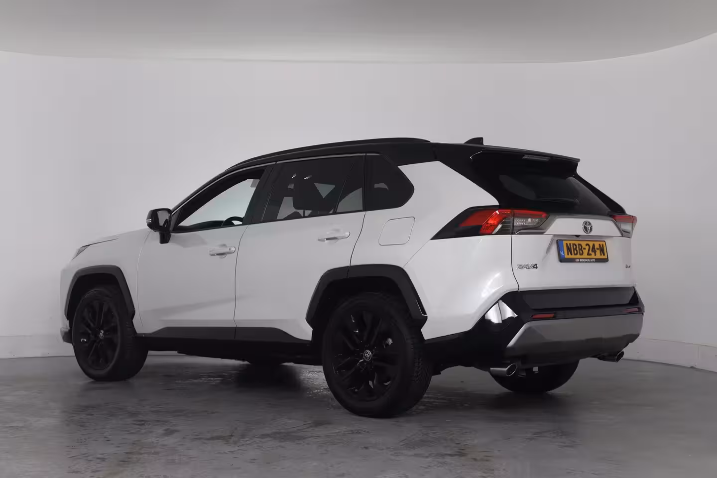 Toyota RAV4 2.5 Hybrid Style Bi-Tone | 360 Camera | Adaptive Cruise | JBL Audio | Elektr Stoel | Stoel