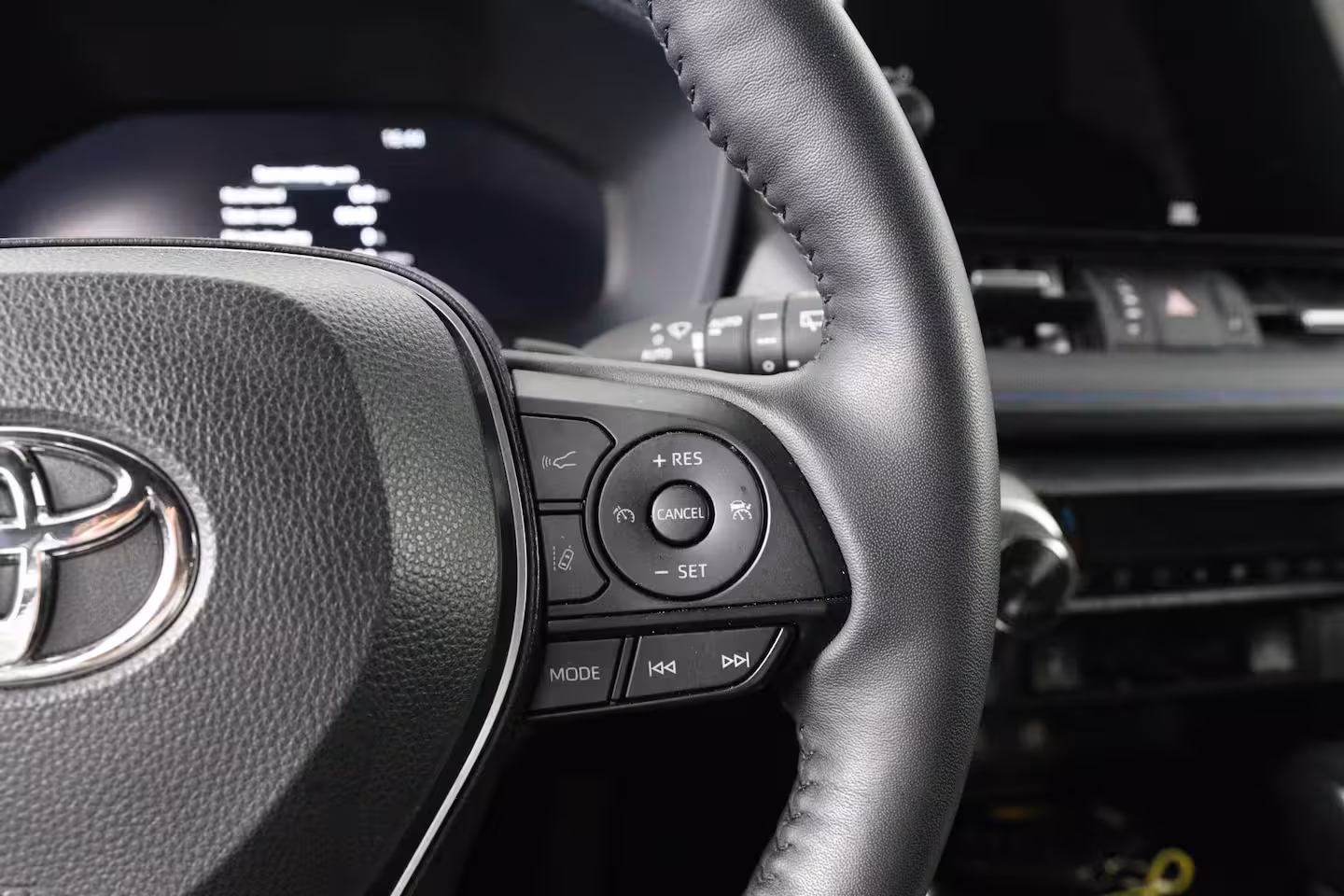 Toyota RAV4 2.5 Hybrid Style Bi-Tone | 360 Camera | Adaptive Cruise | JBL Audio | Elektr Stoel | Stoel