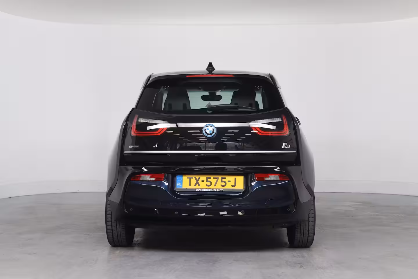 BMW i3 Basis iPerformance 94Ah 33 kWh | Dealer Onderhoud | Harman/Kardon | Stoelverwarming | Led
