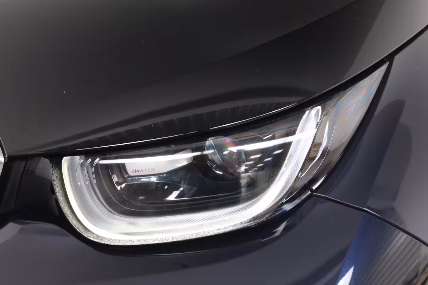 BMW i3 Basis iPerformance 94Ah 33 kWh | Dealer Onderhoud | Harman/Kardon | Stoelverwarming | Led