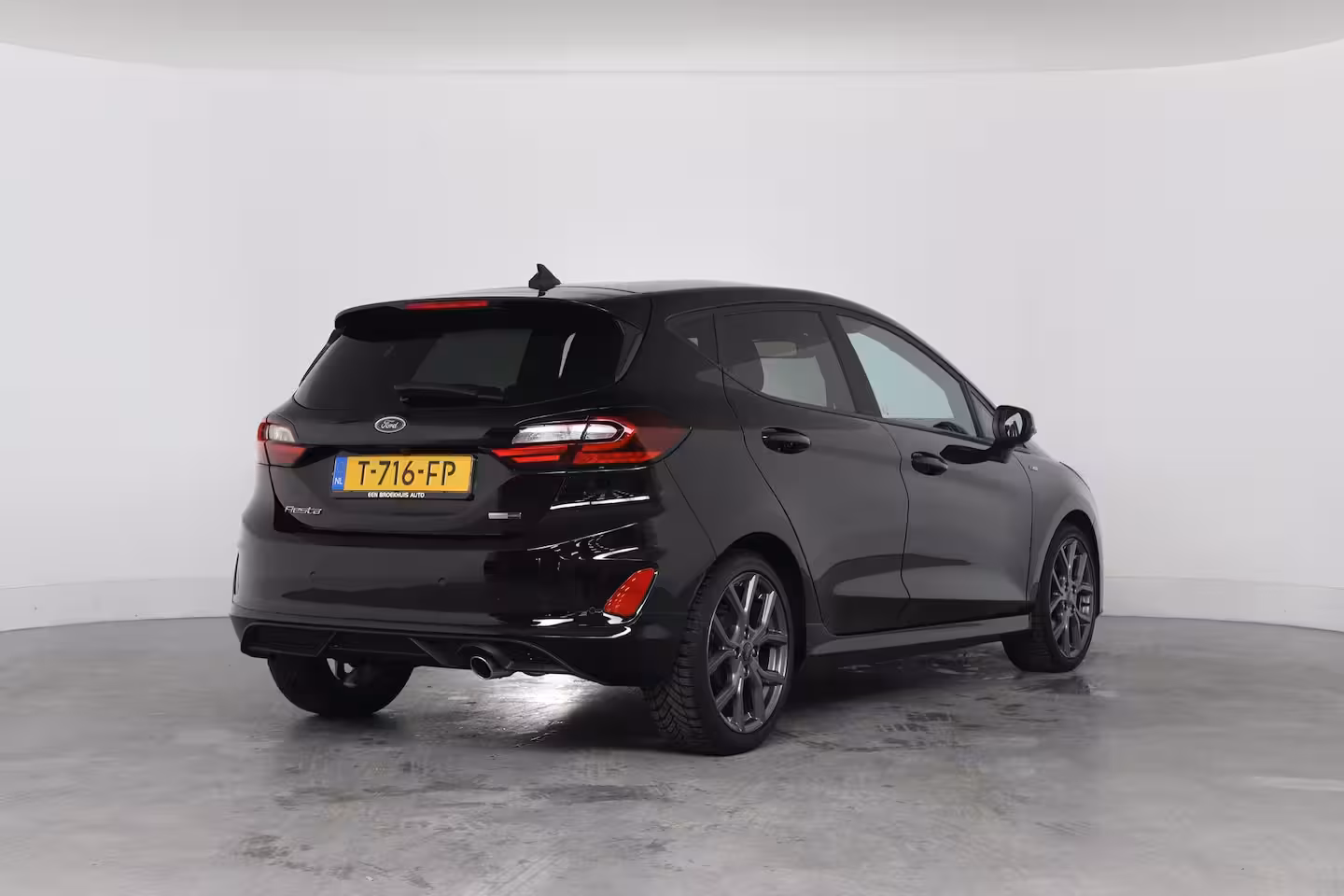Ford Fiesta 1.0 EcoBoost Hybrid ST-Line X | Camera | Stoel-/Stuurverwarming | Voorruitverwarming | Cli