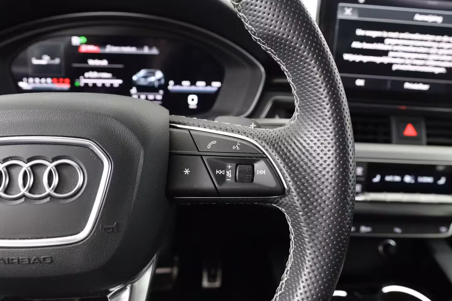 Audi A5 Sportback 40 TFSI S edition | S-Line | Adaptive Cruise | Trekhaak Wegkl. | Stoelverwarming | Keyless