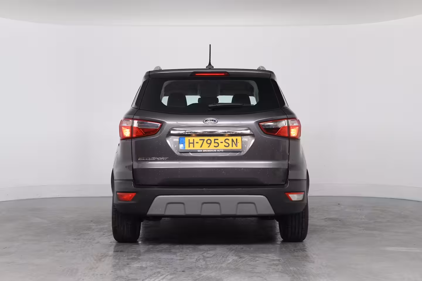 Ford EcoSport 1.0 EcoBoost Titanium | 1e Eigenaar | Navi By App | Clima | Half Leder | Parkeersensoren |