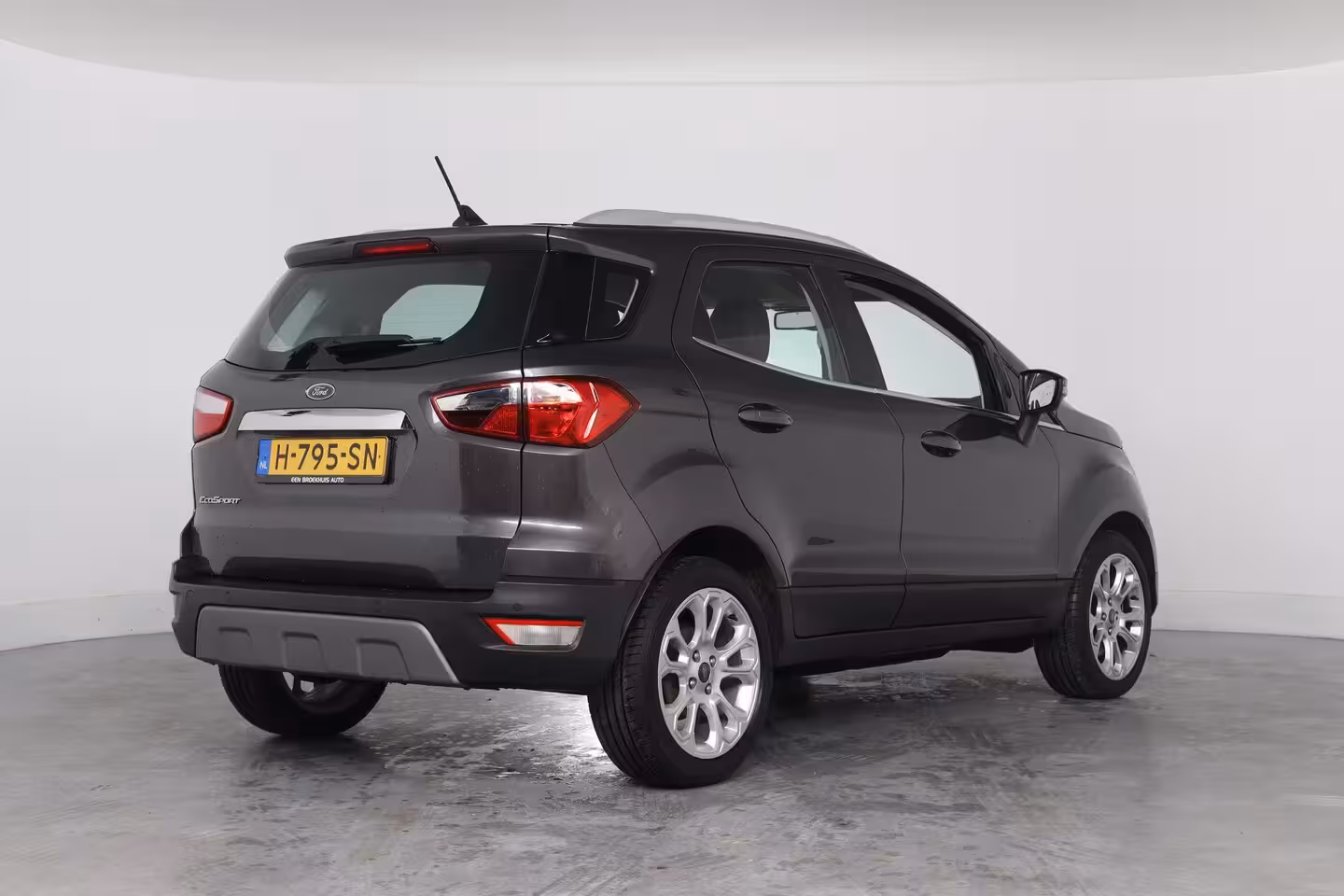Ford EcoSport 1.0 EcoBoost Titanium | 1e Eigenaar | Navi By App | Clima | Half Leder | Parkeersensoren |