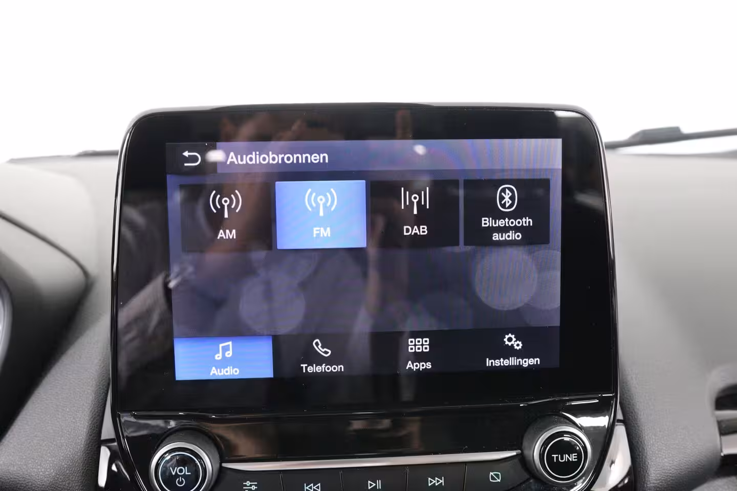Ford EcoSport 1.0 EcoBoost Titanium | 1e Eigenaar | Navi By App | Clima | Half Leder | Parkeersensoren |
