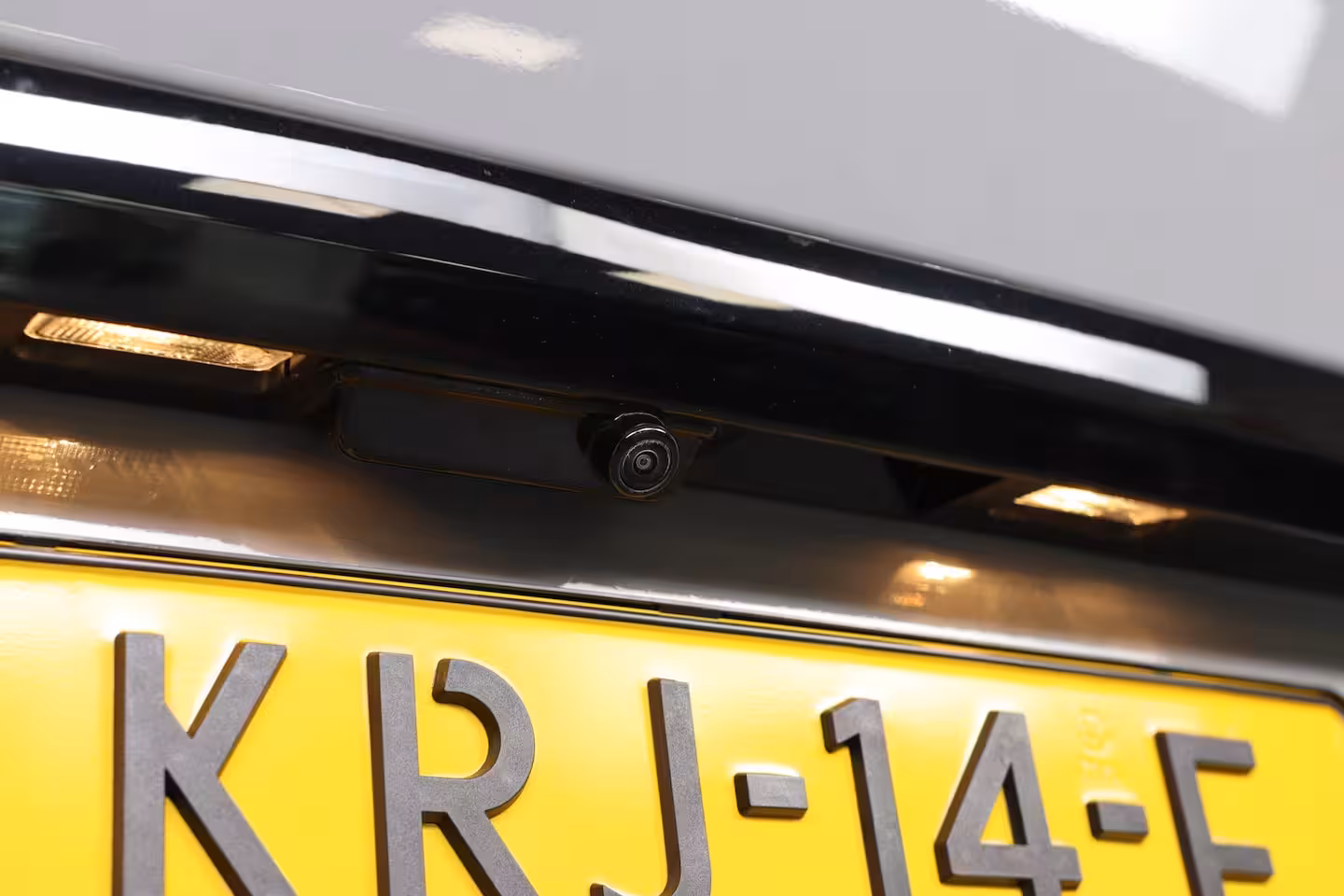 Ford Tourneo Custom 340 Titanium 65 kWh 8-Persoons | Camera | Stoel-/Stuurverwarming | Climate | Cruise | Keyl