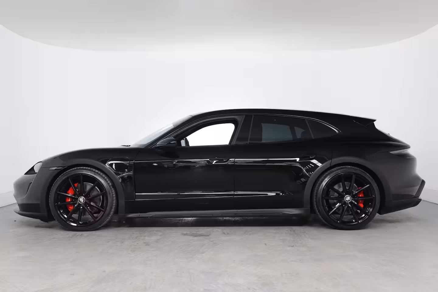 Porsche Taycan Cross Turismo 4 93 kWh | SOH 93% | Sport Chrono | Luchtvering | BOSE | LED | Memory | Panorama Dak | 21'
