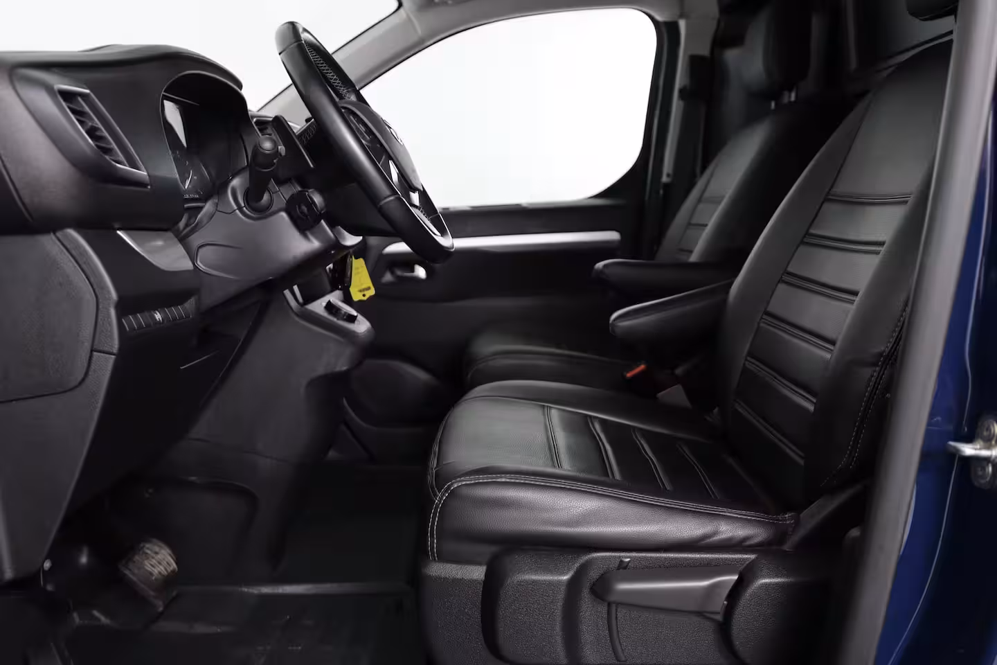 Toyota PROACE Long Worker 2.0 D-4D 145pk Black Line | Automaat | Trekhaak | Leder | Navigatie | Climate Controle | A