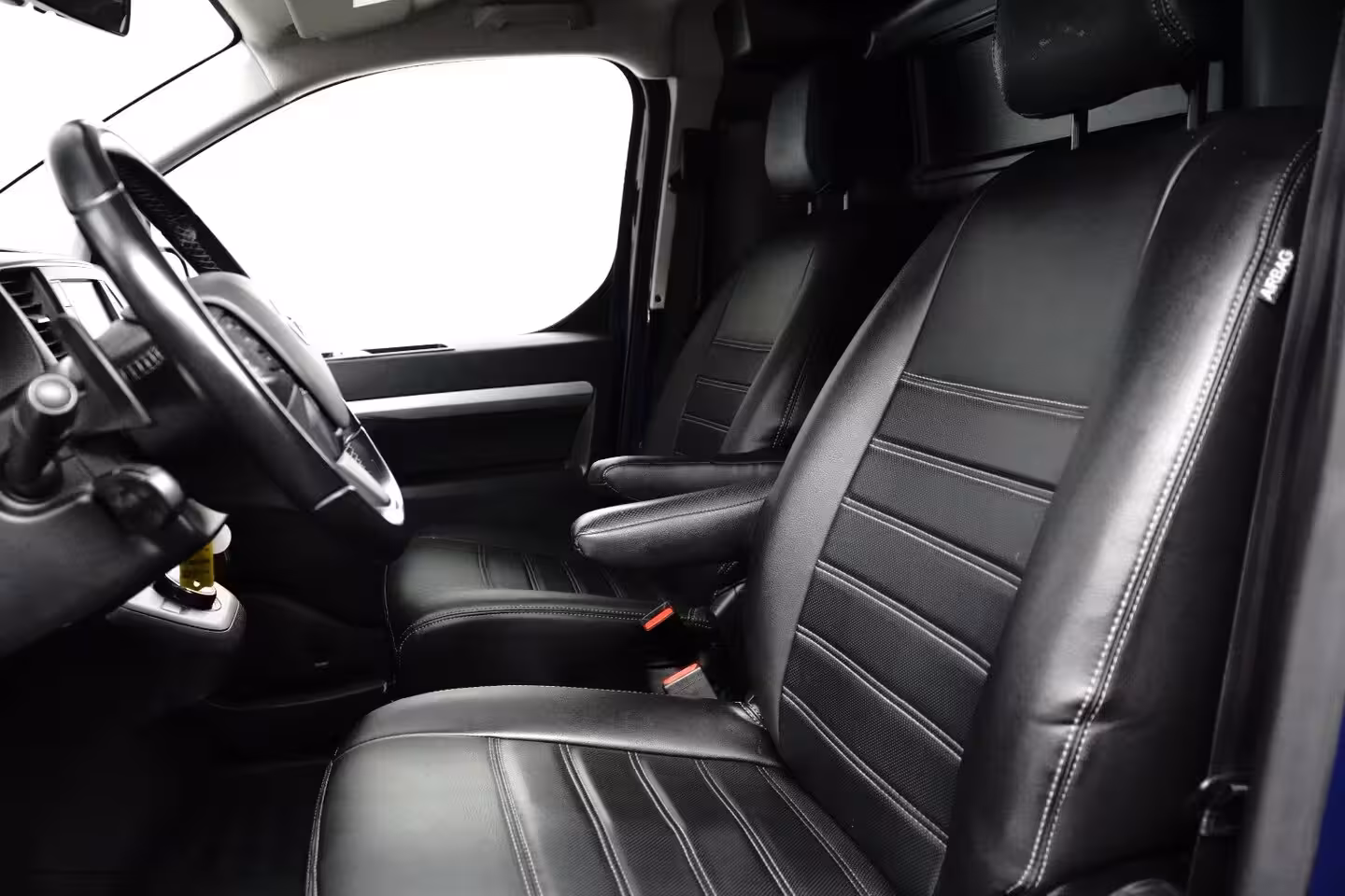 Toyota PROACE Long Worker 2.0 D-4D 145pk Black Line | Automaat | Trekhaak | Leder | Navigatie | Climate Controle | A