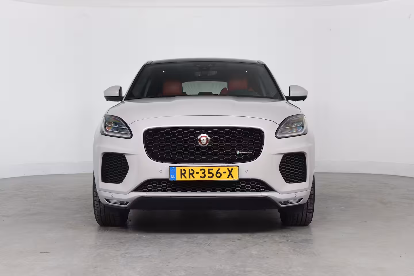 Jaguar E-Pace 2.0 P300 AWD R-Dynamic HSE | Panoramadak | Stoelverwarming & koeling | Memory stoelen | Cr