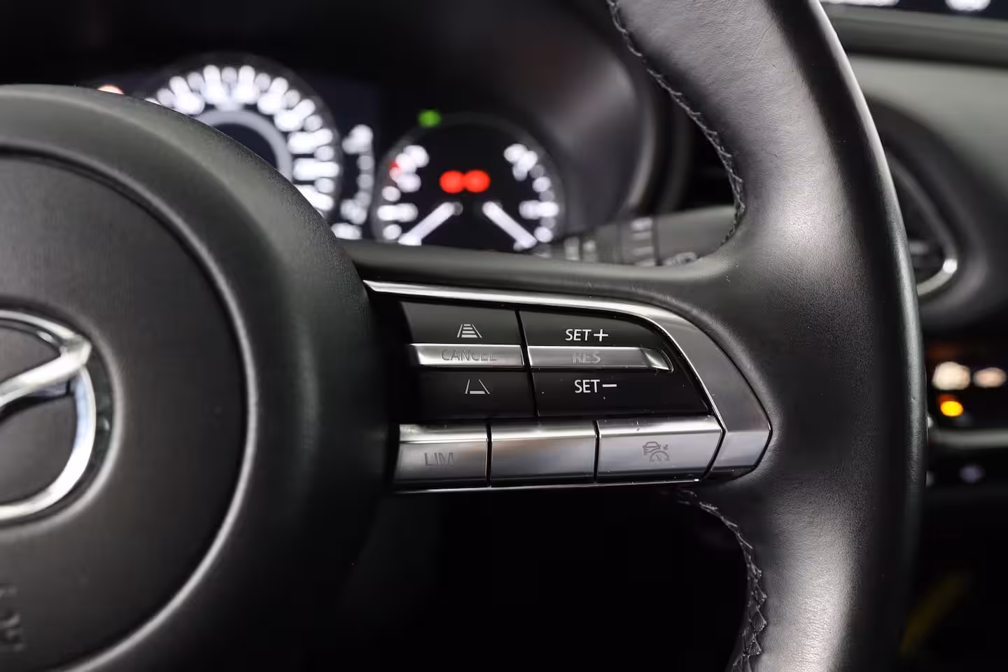 Mazda CX-30 2.0 e-SkyActiv-X M Hybrid Sportive | Dealer Onderhouden | 1e Eigenaar | LED | Bose | Trekh