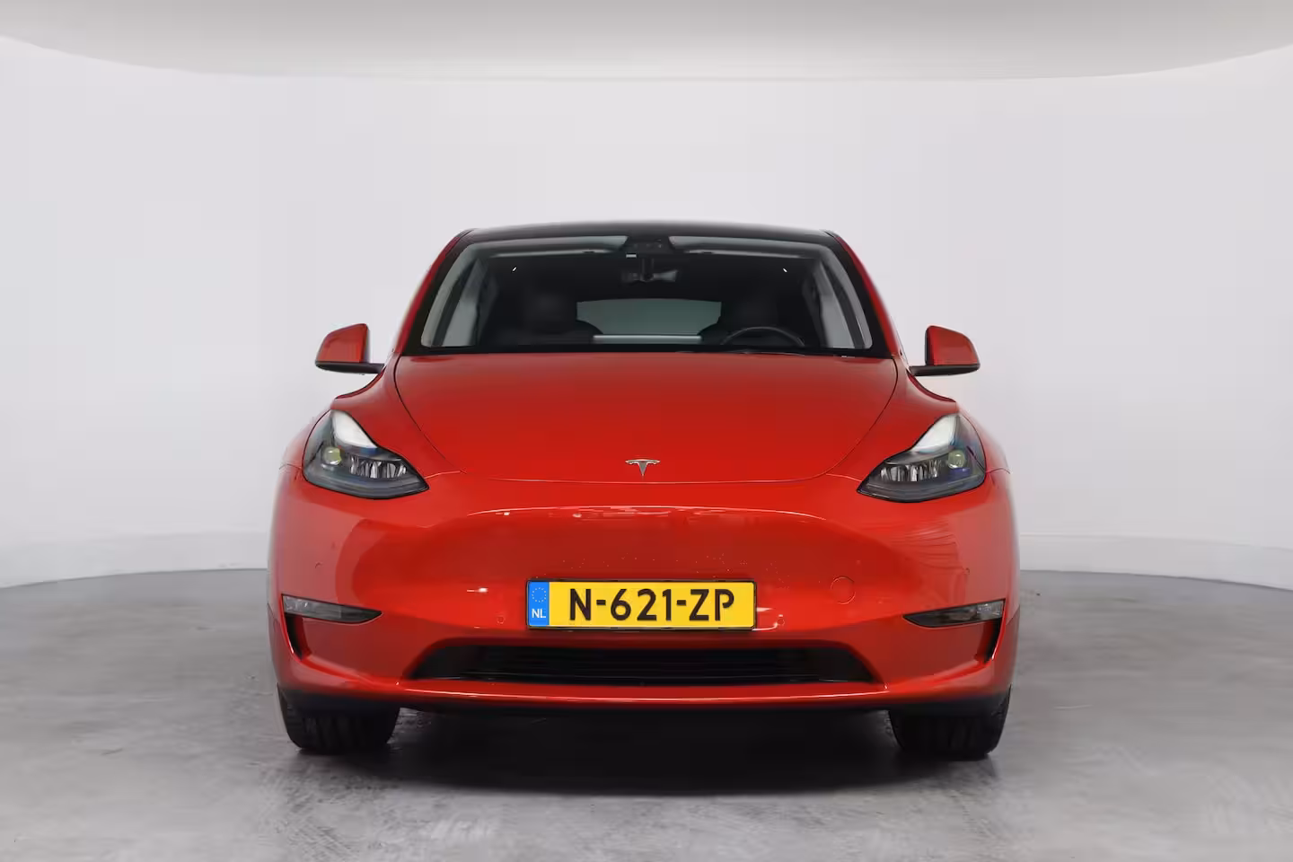 Tesla Model Y Long Range AWD 75 kWh | SOH 93% | Trekhaak | Leder | Pano | Camera | Stoel/Stuurverwarming