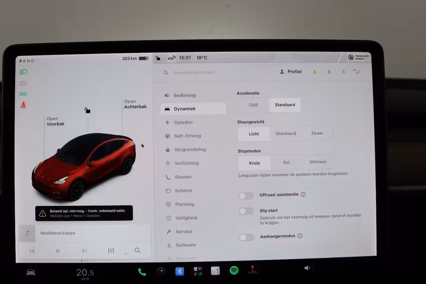 Tesla Model Y Long Range AWD 75 kWh | SOH 93% | Trekhaak | Leder | Pano | Camera | Stoel/Stuurverwarming