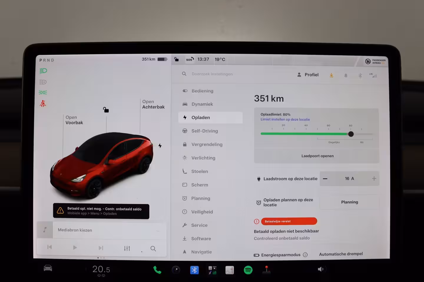 Tesla Model Y Long Range AWD 75 kWh | SOH 93% | Trekhaak | Leder | Pano | Camera | Stoel/Stuurverwarming