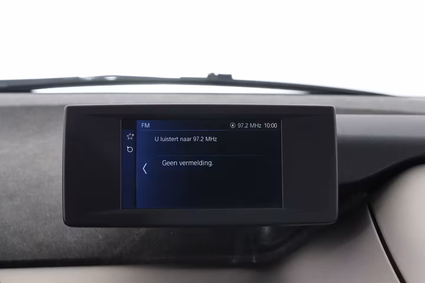BMW i3 Basis 120Ah 42 kWh | Navigatie | Camera | LED | Cruise Adaptive | Parkeersensoren V+A | St